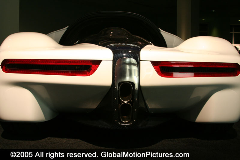 GlobalMotionPictures.com_cars_083
